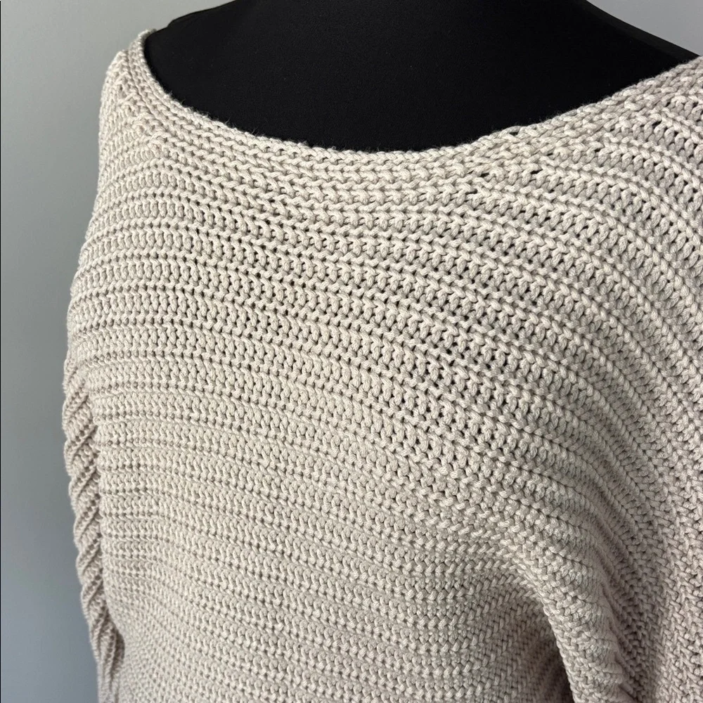 POL Off-the-Shoulder Cream Large Knit Cropped Sweater size L - Picture 5 of 8